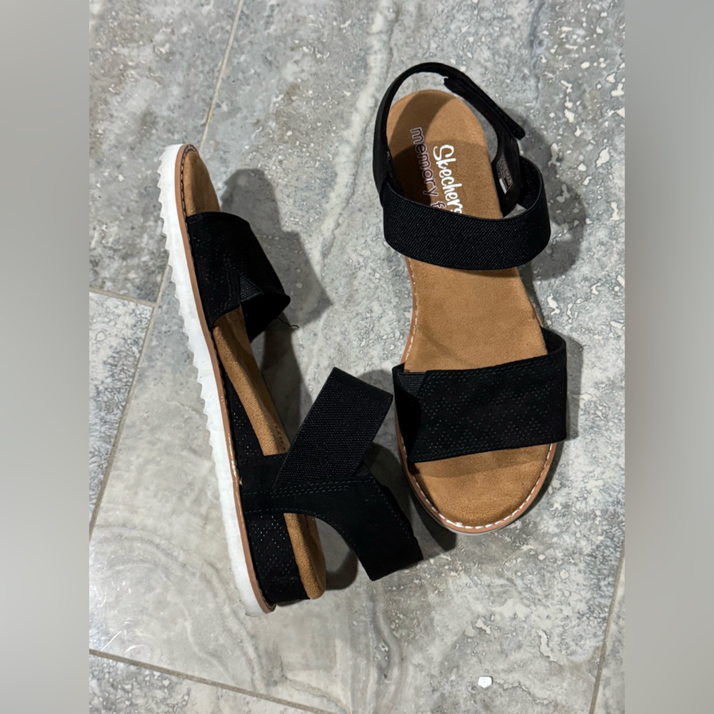 Skechers Women's Black Sandals with Tan Sole - Picture 2 of 4